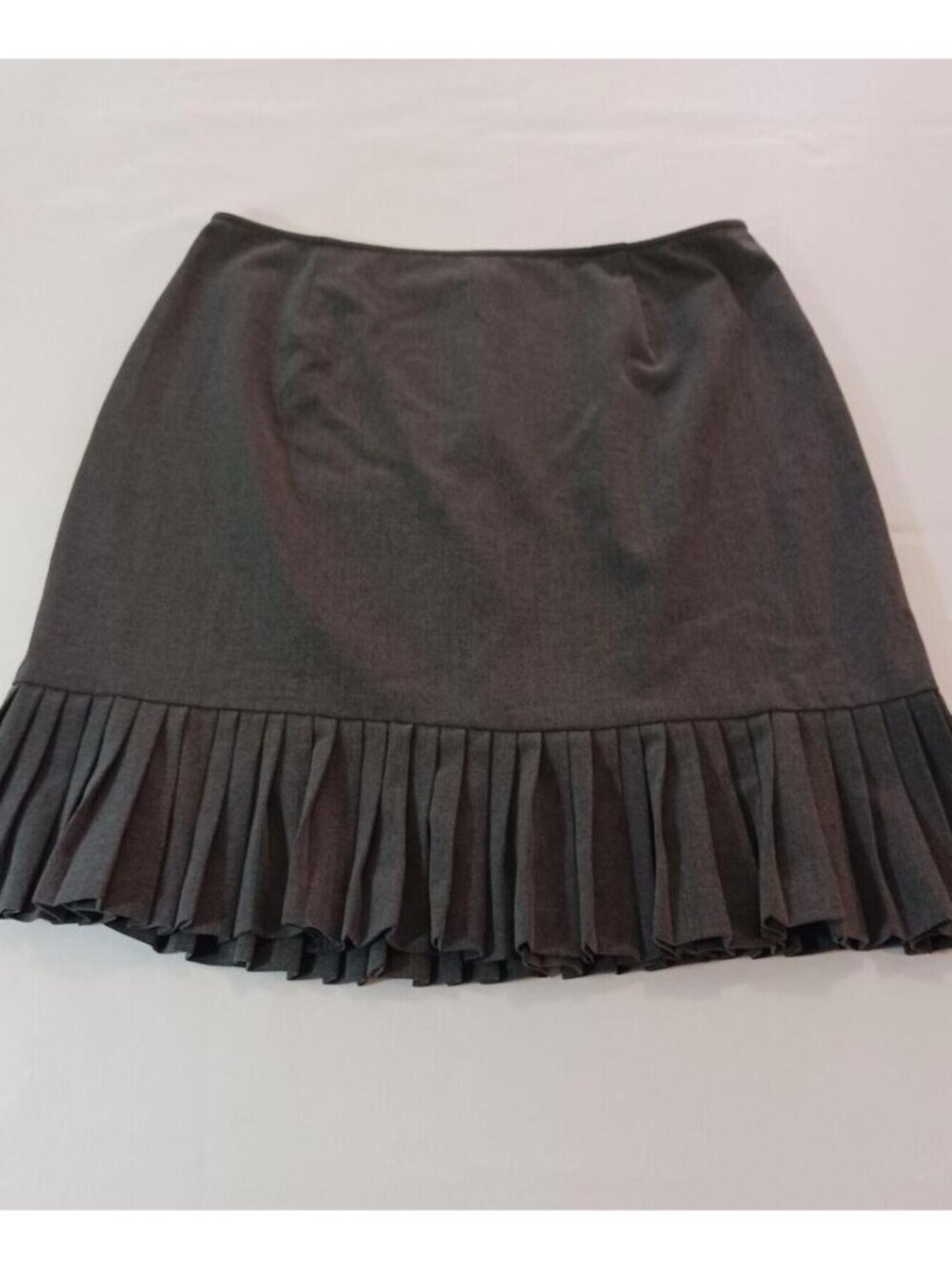 Women's Gray Back Skirt